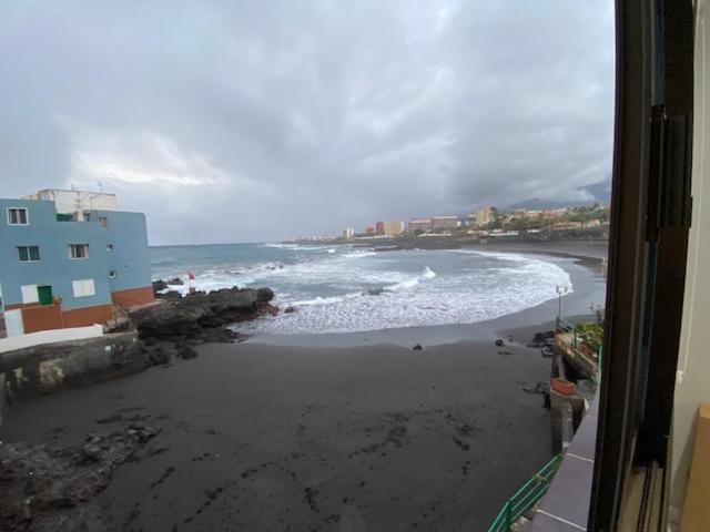 Апартаменты Casa Victoria, Playa Chica Пуэрто-де-ла-Крус Экстерьер фото